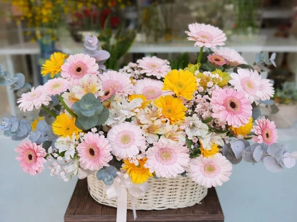 Tặng hoa sinh nhật sao cho đúng? Gợi ý theo từng đối tượng chi tiết