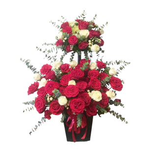 Lẵng hoa 2 tầng để bàn tone đỏ trắng - Sang trọng và nổi bật cho mọi không gian